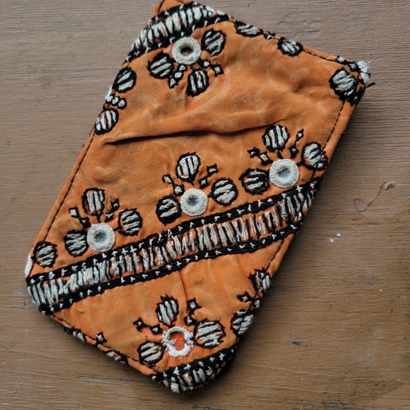 🌎👽 Free People Boho Embroidered Repurposed vtg banjara hippie Wallet card case - Picture 14 of 16